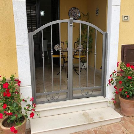 Casa Vacanze Makari Trappeto  Exterior photo